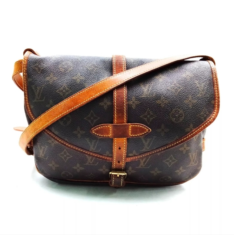 SOLD!!! Louis Vuitton LV Shoulder Bag Saumur 30 Brown Monogram